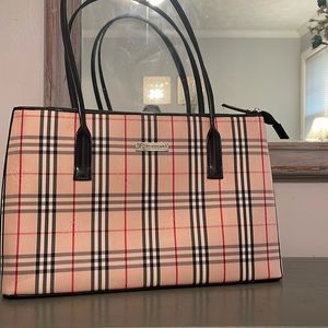 Burberry Plaid shoulder bag